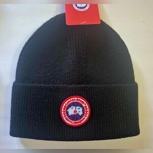 Black ⚫️ UNISEX Canada Goose Beanie Hat Cap NEW NWT 🔥